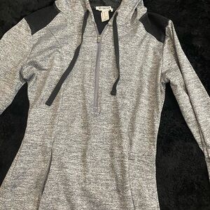 Forever 21 Women's Gray Hoodie Top